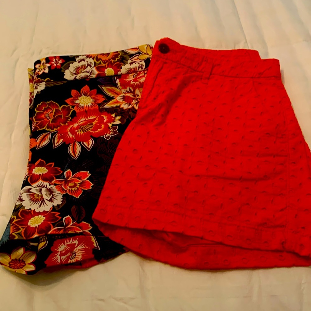 Loft and Old Navy women’s shorts ~  size 4